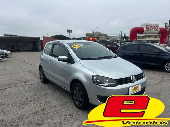 VOLKSWAGEN FOX 1.0 MI TREND 8V FLEX 4P MANUAL VOLKSWAGEN FOX 1.0 MI TREND 8V FLEX 4P MANUAL
